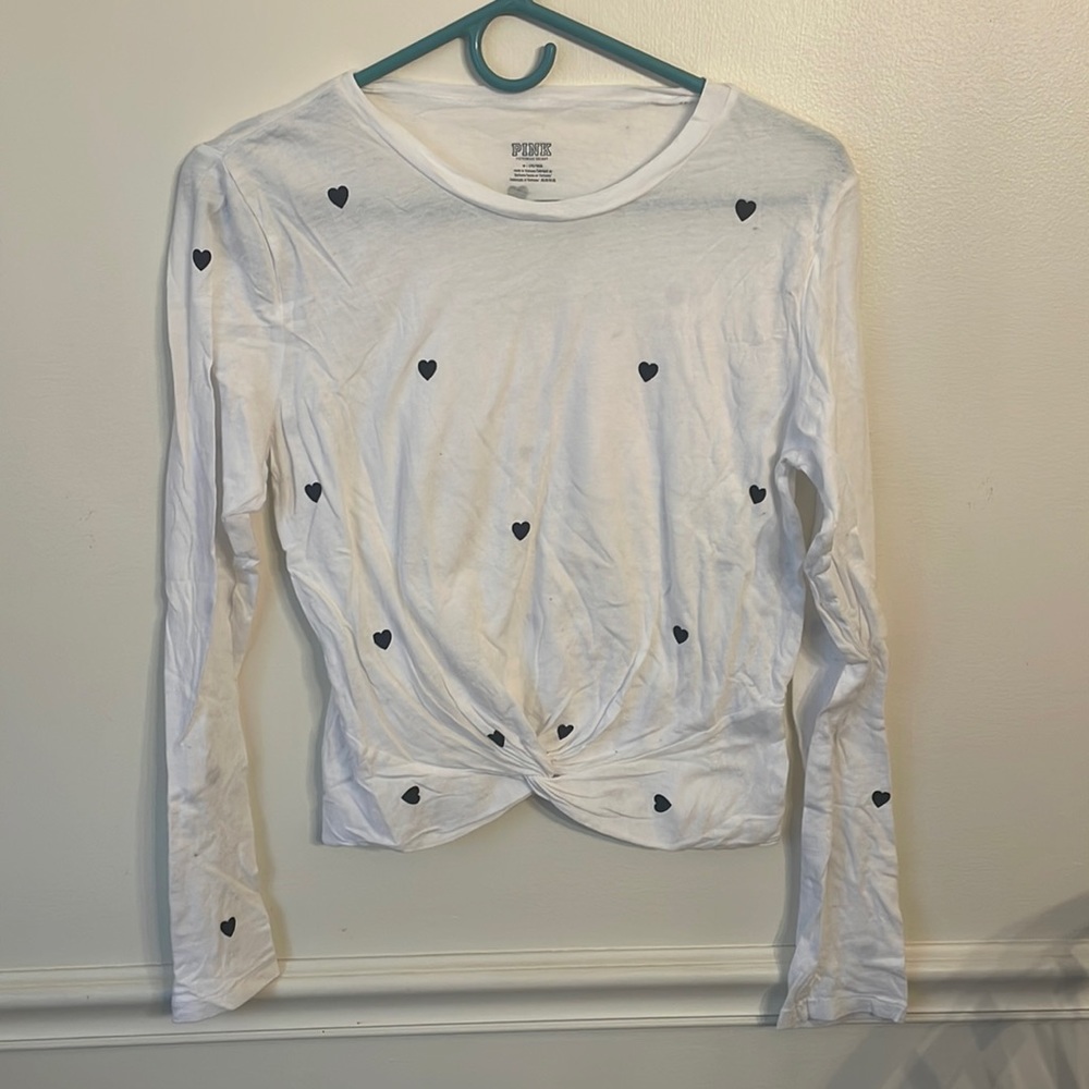 Heart long sleeve twist tied top